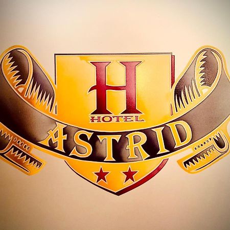 Hotel Astrid Мілан Екстер'єр фото