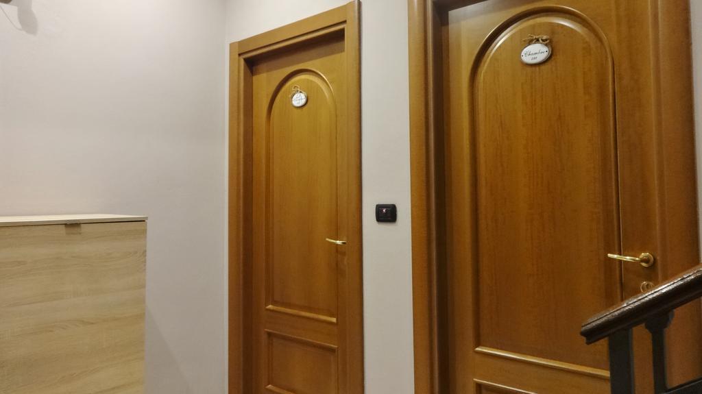 Hotel Astrid Мілан Екстер'єр фото